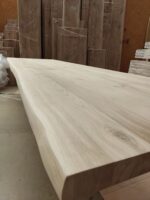 foto tischplatte eiche baumkante