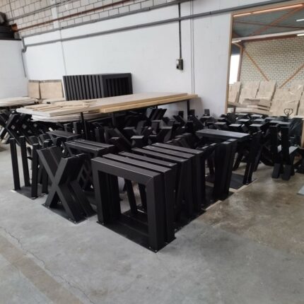 foto Tischbeine Metall 1200x1200